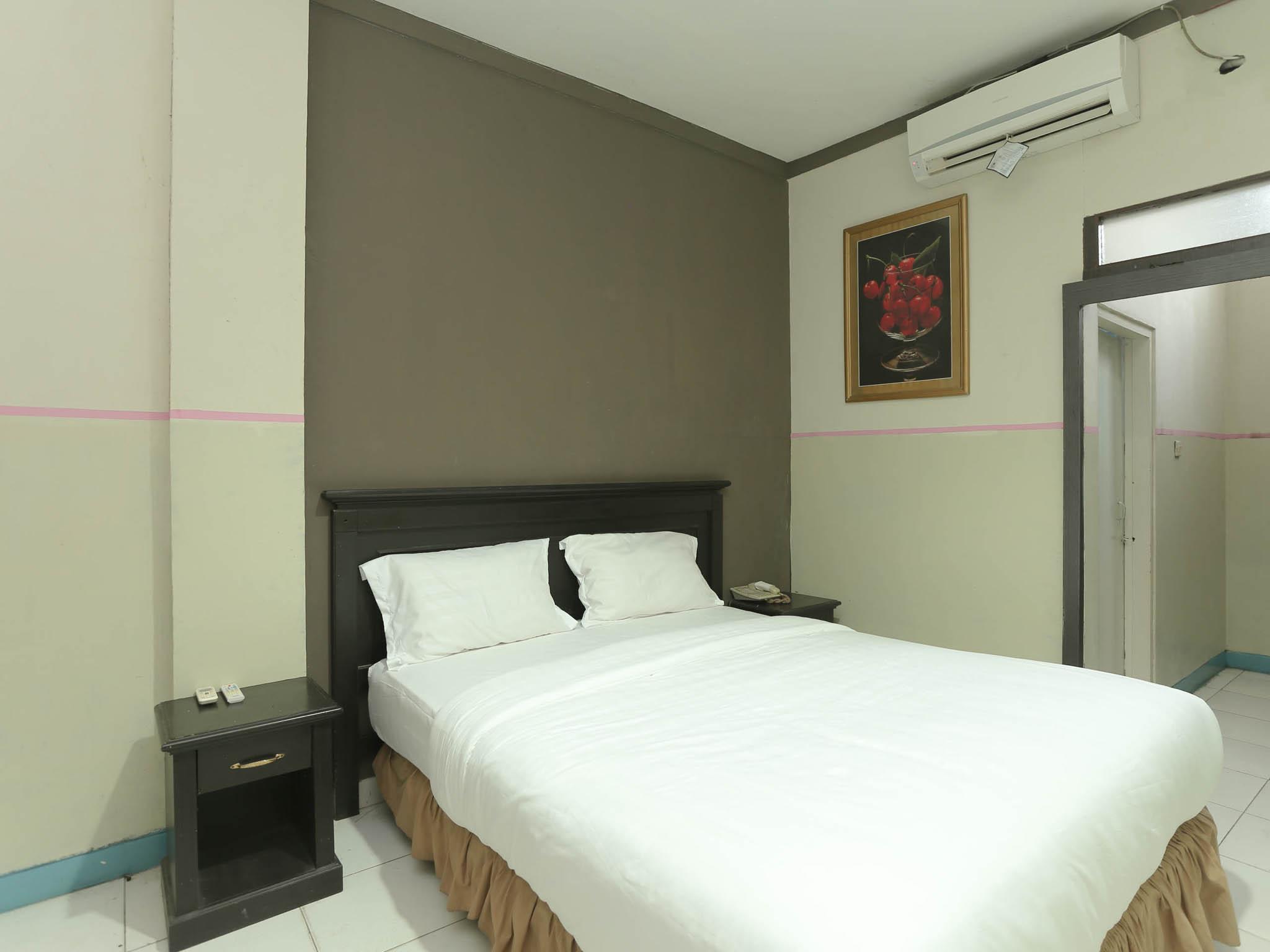 Urbanview Hotel Kharisma Banjarmasin Banjarmasin  Exterior foto