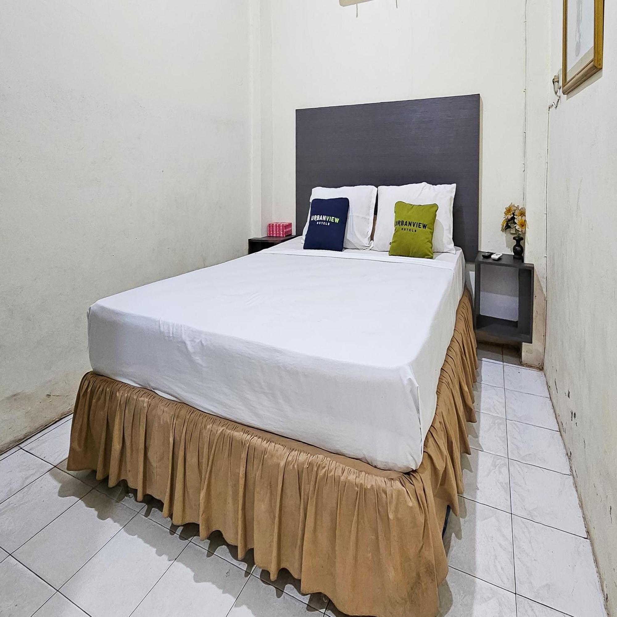 Urbanview Hotel Kharisma Banjarmasin Banjarmasin  Exterior foto