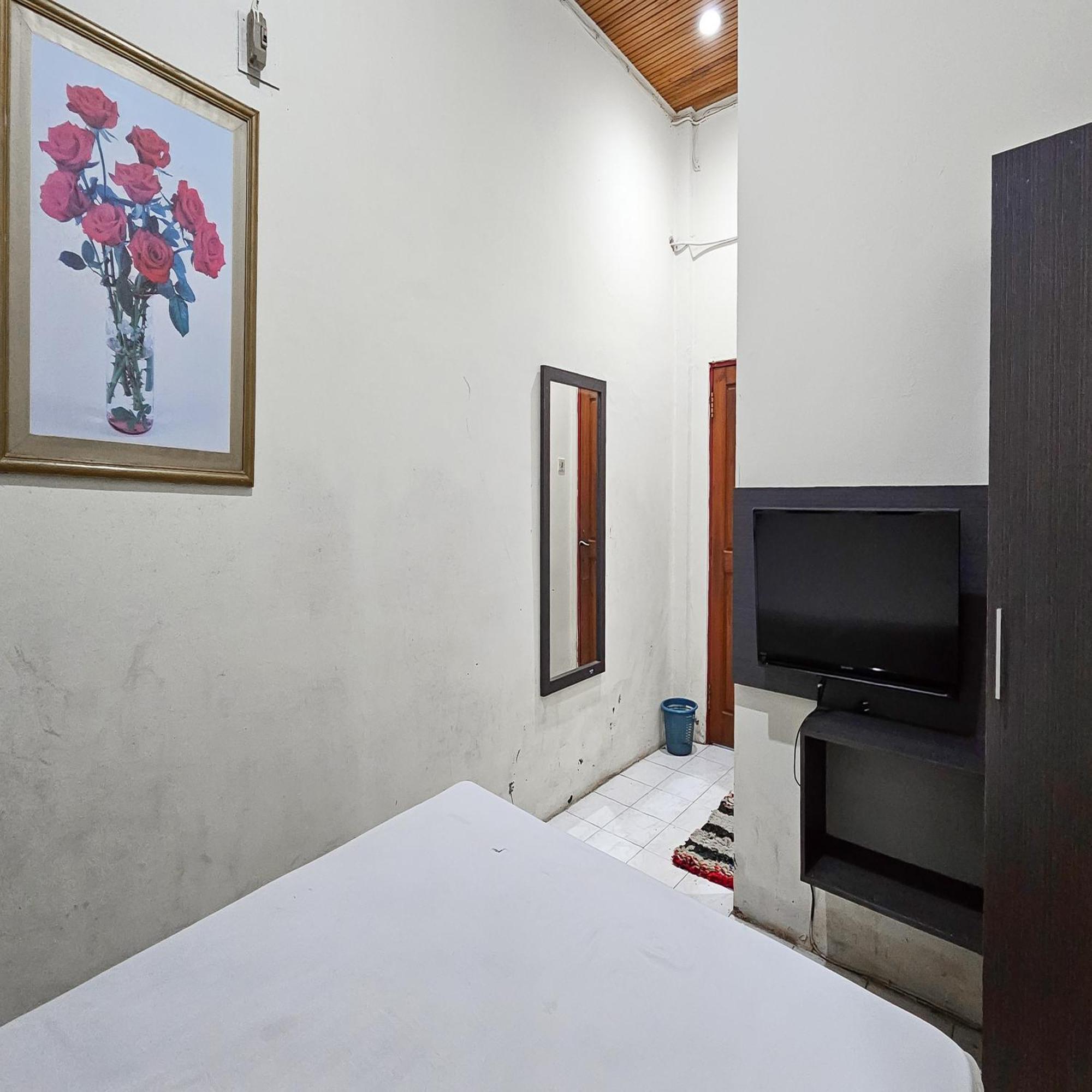 Urbanview Hotel Kharisma Banjarmasin Banjarmasin  Exterior foto