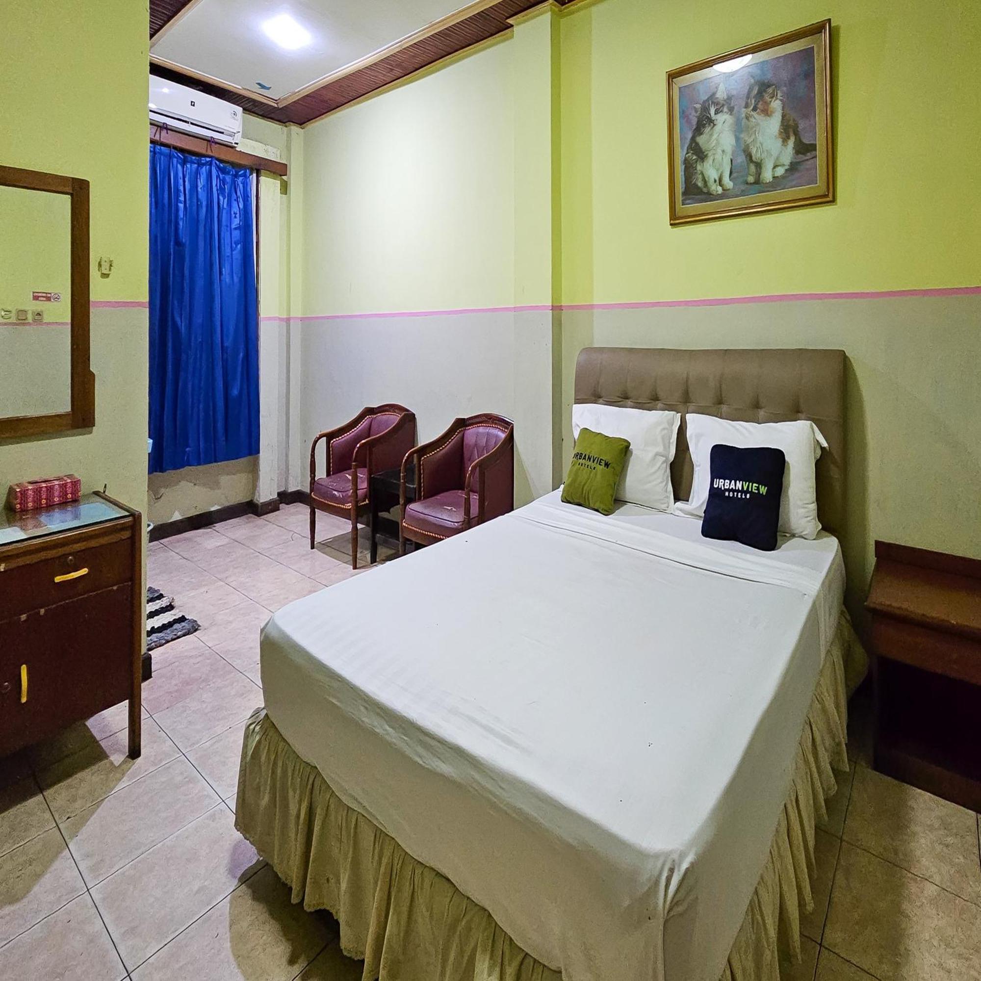 Urbanview Hotel Kharisma Banjarmasin Banjarmasin  Exterior foto